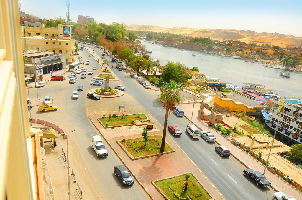 Nile Hotel Assuan Exterior foto